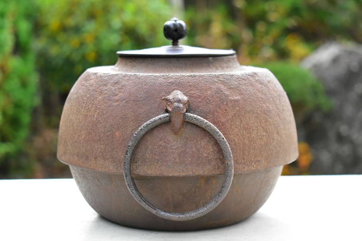 Amazon.co.jp: 山形鋳物師横倉友次郎作鉄釜茶釜湯沸かし鋳物銅蓋茶道具